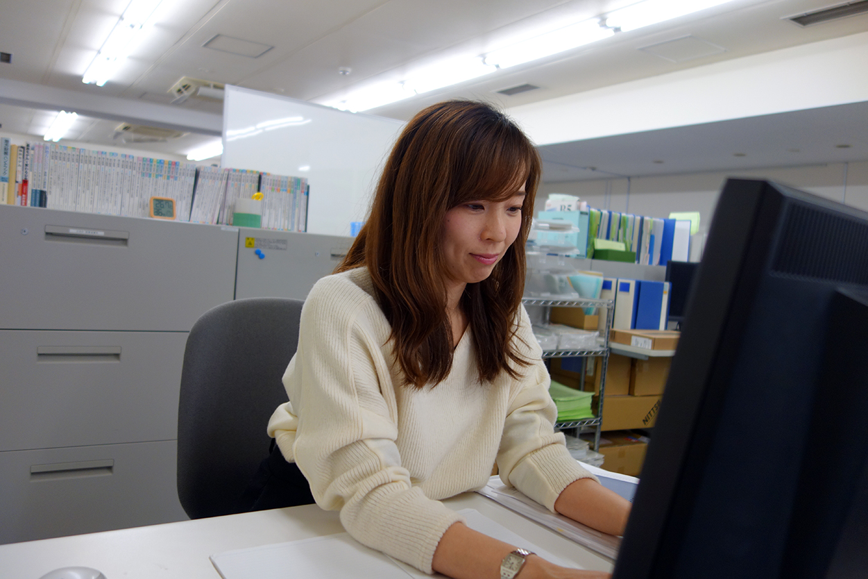仕事中のイメージ画像